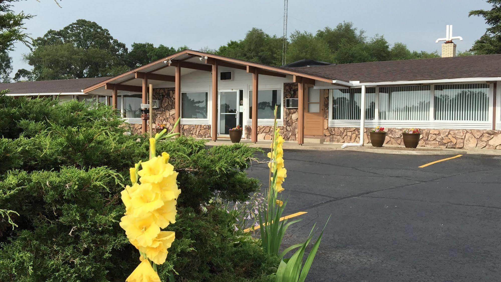 Crossroads Motel Elkhorn Exterior photo